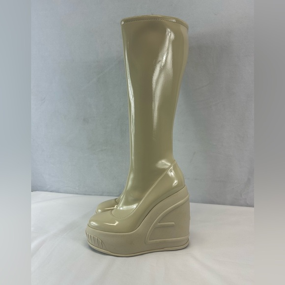 Fendi140MM Knee-High Wedge Boots
